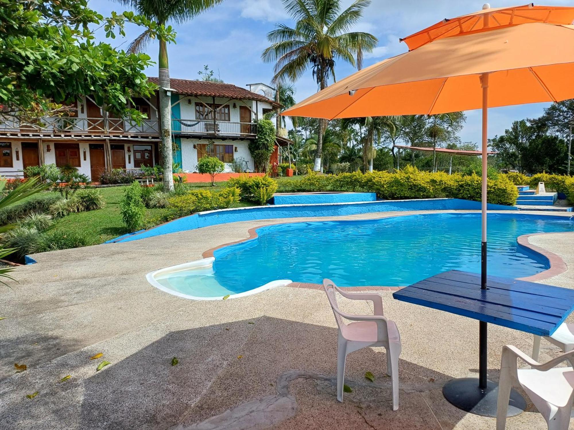 Finca Hotel Palmas Frente A Panaca Quimbaya Luaran gambar