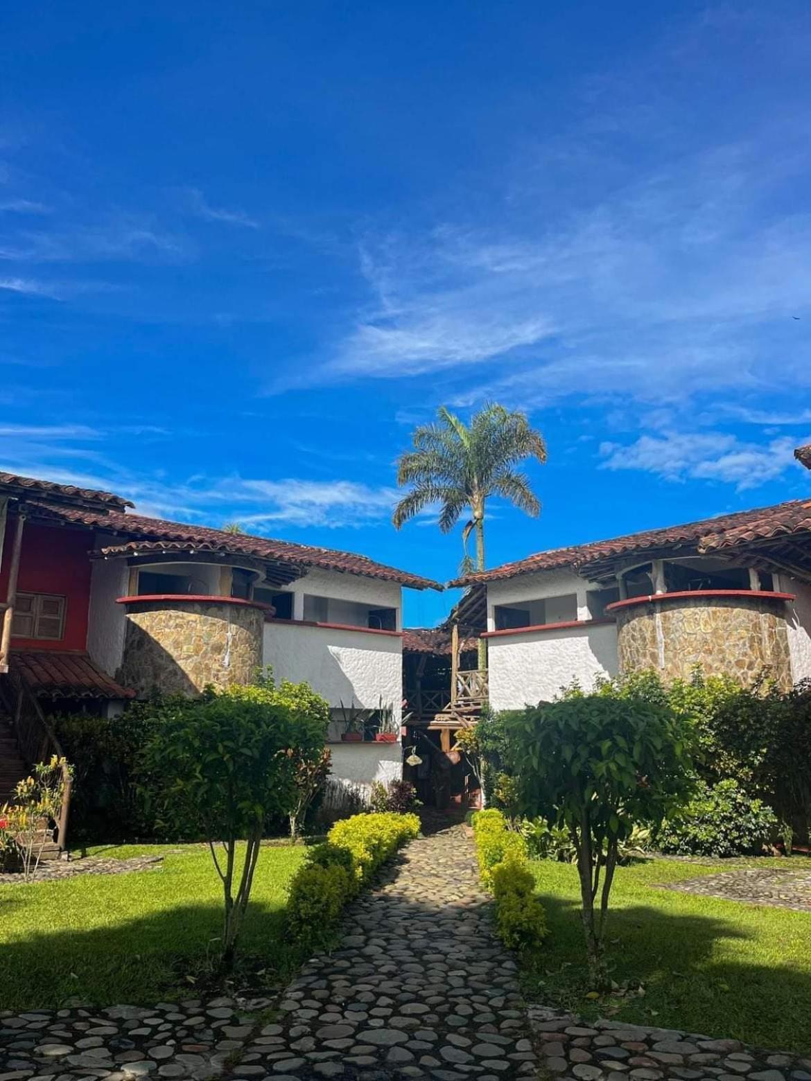 Finca Hotel Palmas Frente A Panaca Quimbaya Luaran gambar