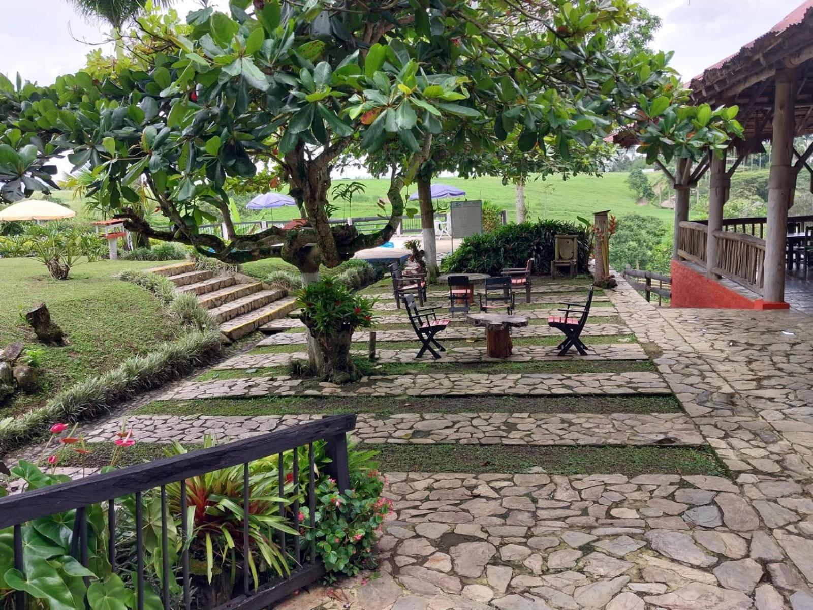 Finca Hotel Palmas Frente A Panaca Quimbaya Luaran gambar